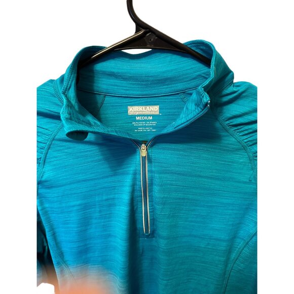 🌸3/$15🌸Turquoise Medium Athletic Pullover with Thumb Holes - Picture 2 of 5
